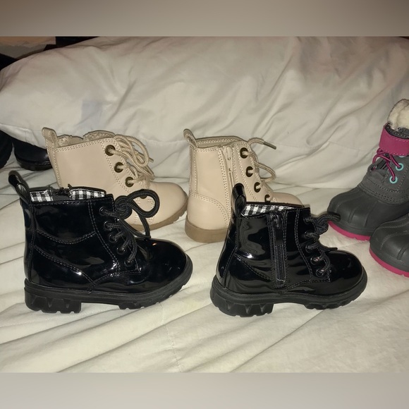 Baby Girl Fall/Winter Boot Bundle(3PAIR sizes 5/6)Combat/Riding/Snow/Rain/Patent - Picture 4 of 15